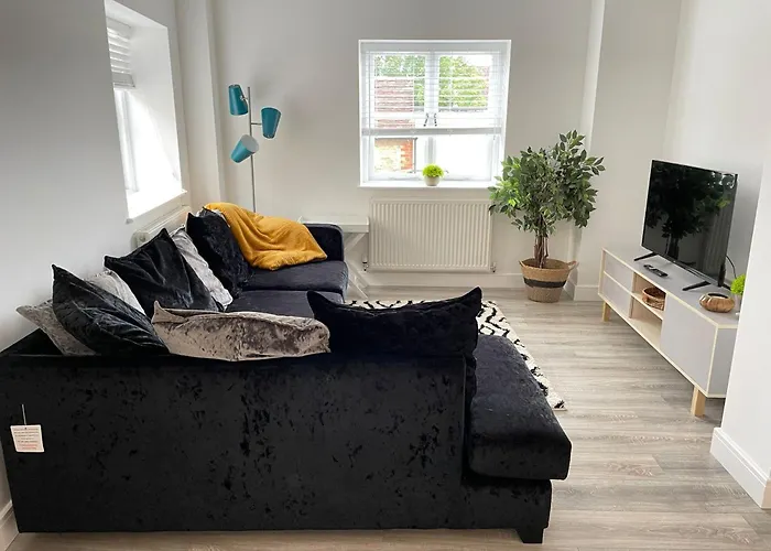 Exclusive 1 And 2 Bedroom Flats Only 0,5 Miles Away From Bicester Village