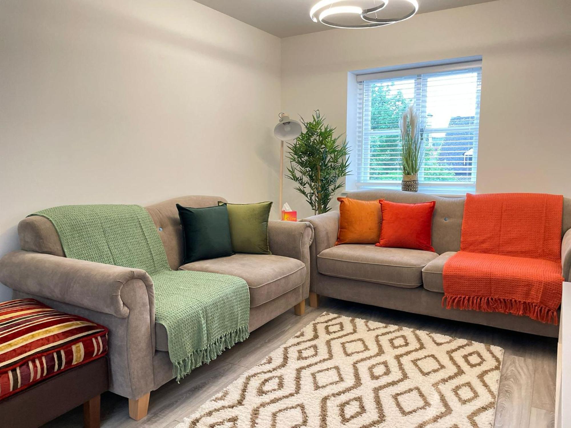 Apartment Exclusive 1 And 2 Bedroom Flats Only 0,5 Miles Away From Village